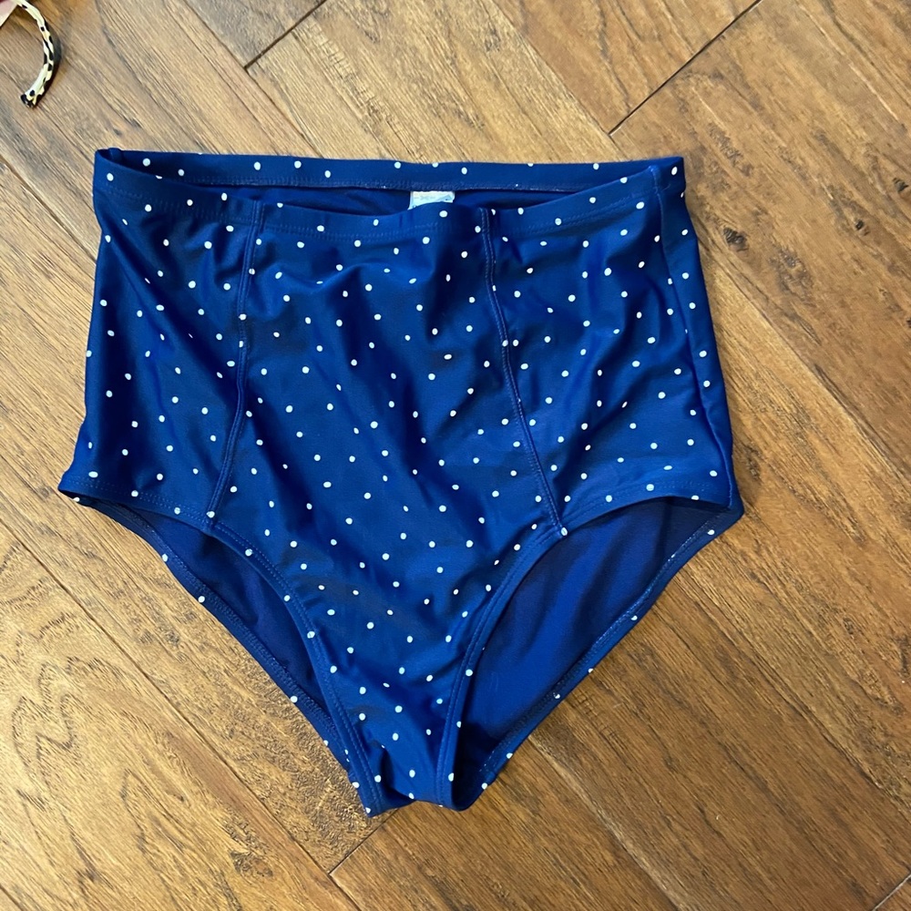 High waisted swim bottoms